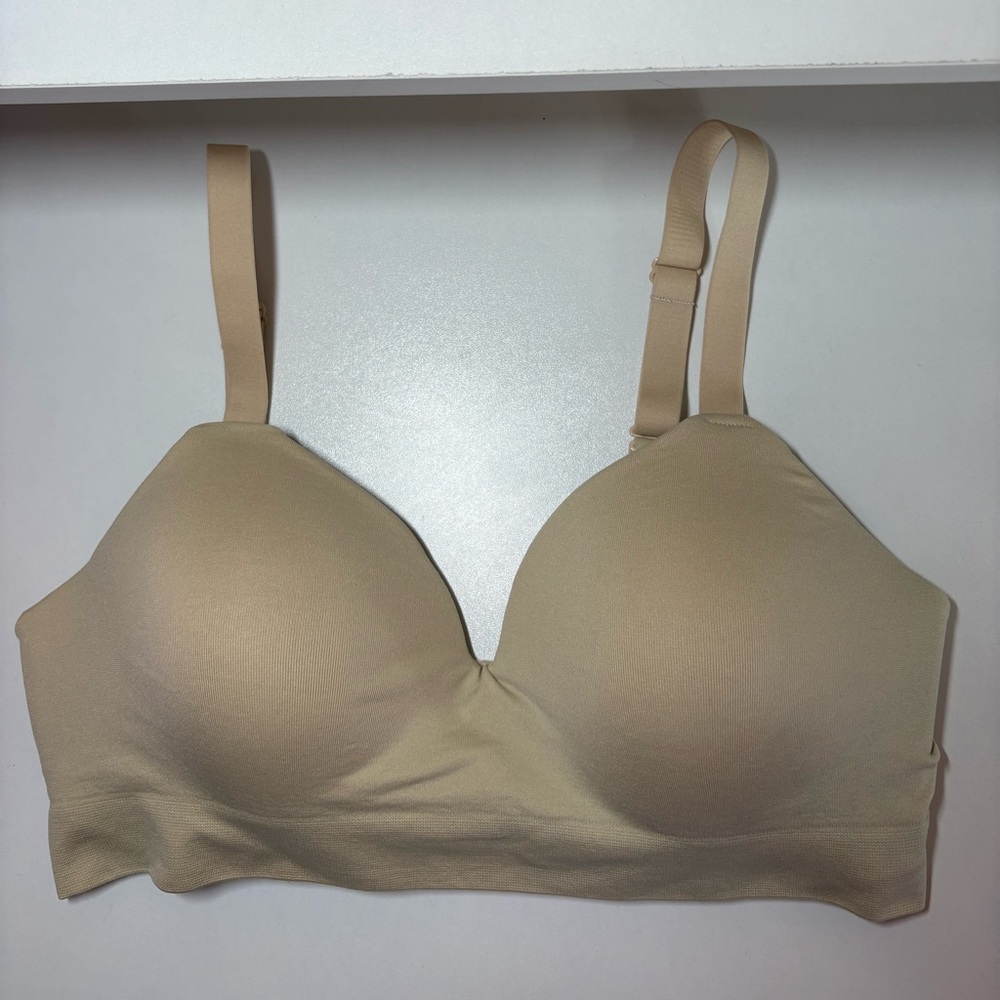 Truekind Women Bra Small Beige T Shirt Wireless Strap Adjustable Smooth